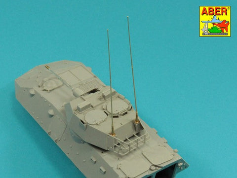 アベール R44 1/35 2NATO アンテナセット &マウントベース