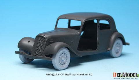 DEFモデル DW30027 1/35 11CV スタッフカー 自重変形ホイールセット (2) (タミヤ用)