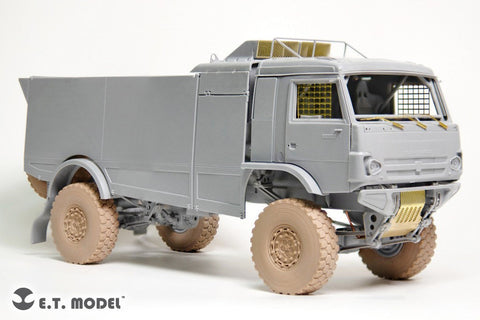 E.T.モデル E35-318 1/35 KAMAZ-43509”カマズ・マスター”トラック(ズベズダ3657用)