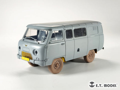 E.T.モデル E35-319 1/35 ロシア UAZ 3909 軍用バン (ズベズダ 3644用)