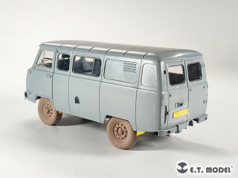 E.T.モデル E35-319 1/35 ロシア UAZ 3909 軍用バン (ズベズダ 3644用)