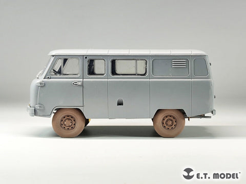 E.T.モデル P35-115 1/35 ロシア UAZ 3909 軍用バン 自重変形ホイール (ズベズダ 3644用)