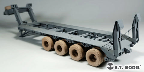 E.T.モデル P35-119 1/35 アメリカ M747 重機材セミトレーラー 自重変形タイヤ (モンモデル用)