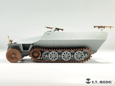 E.T.モデル P35-130 1/35 WWII ドイツ Sd.Kfz.251装甲兵員輸送車/Sd.Kfz.11 3トンハーフトラック用自重変形タイヤ