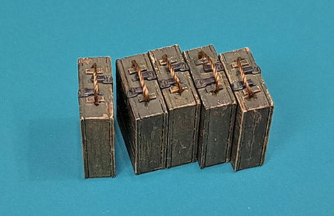 エウレカXXL E-081 1/35 ドイツ M24型柄付手榴弾15個入用 木製弾薬箱 レジンパーツ×5