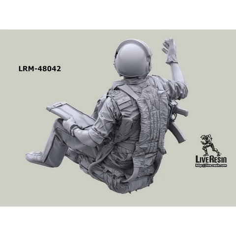 ライブレジン LRM48042 1/48 現用 ロシア ヘリコプターパイロット アフガン戦争 11