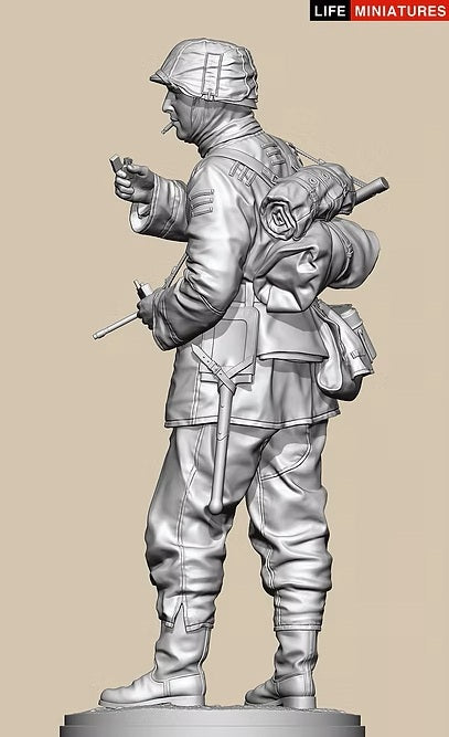 ライフミニチュア LM-16011 1/16 WWII ドイツ ポトー迎撃戦 ハンセン戦闘団のM1カービンを持つ小銃手 バルジの戦い1944