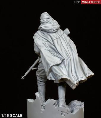 ライフミニチュア LM-16004 1/16 WWII ソビエト赤軍 女性スナイパー (全身)