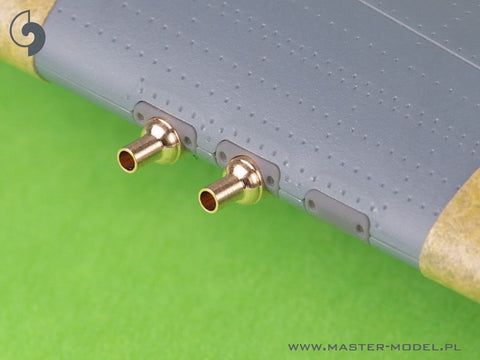 マスター AM-48-181 1/48 カーチス P-40 L,N 初期型 - ブローニング .50 (エデュアルド用)