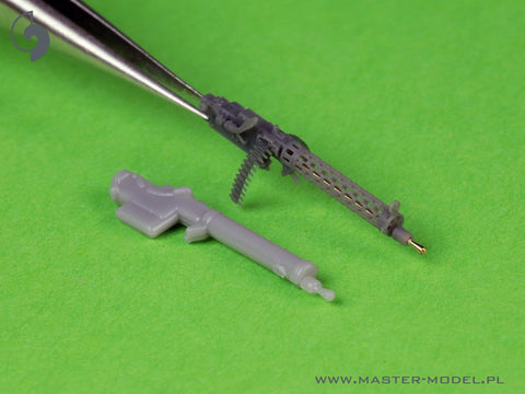 マスター AM-72-170 1/72 WWI ドイツ シュパンダウ LMG 08/15 機関銃 (2丁) - ロングチャージングハンドル付き