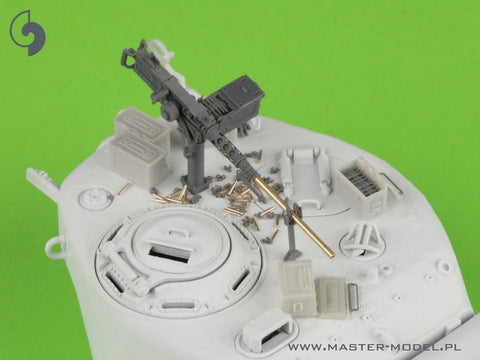 マスター GM-35-063 1/35 ブローニング M2HB .50 口径 (12.7mm) 戦車マウント用機関銃 - WWII型 (初期のトレイを備えた初期の M23 クレードル)