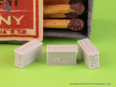 マスター GM-35-091 1/35 M1 弾薬缶 ブローニング M1919 用(6 ピース) - クローズ