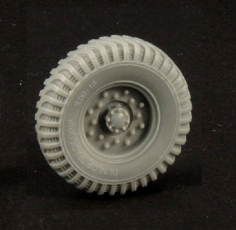 パンツァーアート RE35-341 1/35 オッター装甲車 ホイール(ダンロップ)