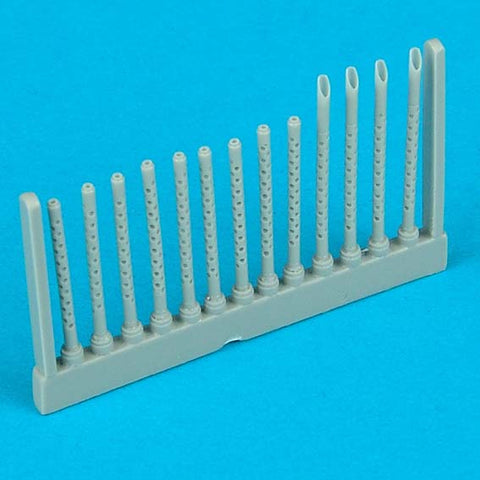 クイックブースト 48042 1/48 ボーイング B-17G 機銃銃身(Cal.50)(レベル / MONOGRAM用)