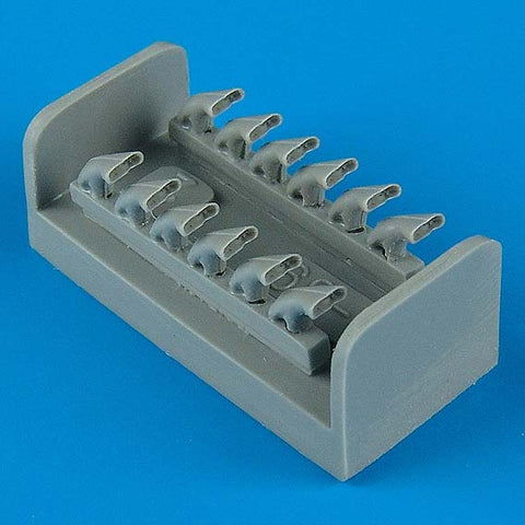 クイックブースト 48092 1/48 P-39Q/N エアラコブラ 排気管 ハセガワ用(ハセガワ用)