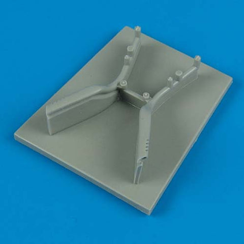 クイックブースト 48182 1/48 フィゼラー Fi156C シュトルヒ 排気管(タミヤ用)