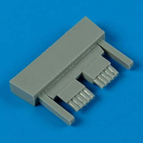 クイックブースト 48424 1/48 F8F-1 ベアキャット 排気管(ホビーボス用)