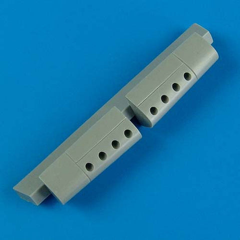 クイックブースト 48445 1/48 ハリケーンMk.I 主翼 ルイス 7.7mm 機銃口(イタレリ/タミヤ用)