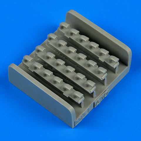 クイックブースト 48557 1/48 メッサーシュミット Me410 排気管(MENG用)