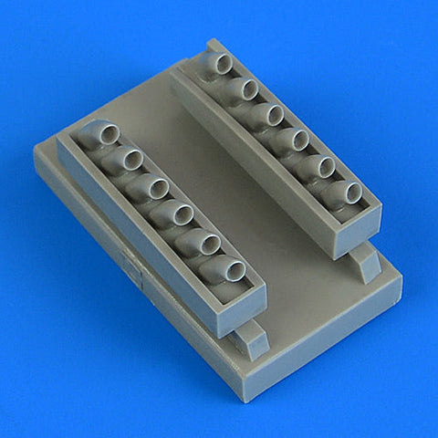 クイックブースト 48784 1/48 カーチス P-40B/C ウォーホーク 排気管(BRONCO用)