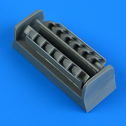 クイックブースト 48978 1/48 Bf 109F/G/K 排気管(エデュアルド用)