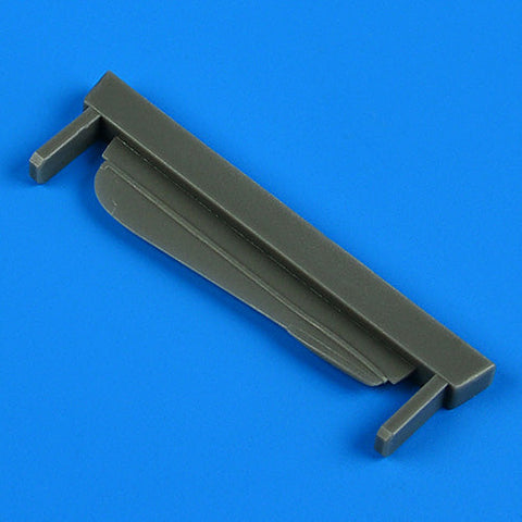 クイックブースト 49120 1/48 ミグ MiG-17F フレスコ 修整ベントラルフィン(アモ用)