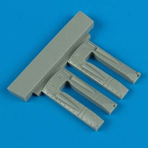 クイックブースト 72308 1/72 P-38 1/72 ライトニング 排気タービン過給機カバー(アカデミー用)