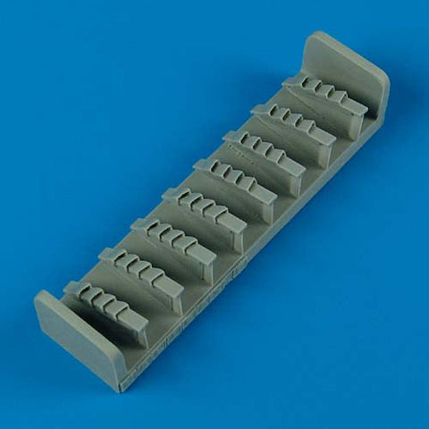 クイックブースト 72357 1/72 ハリファックス B.Mk.I/II 排気管 タイプA(レベル用)