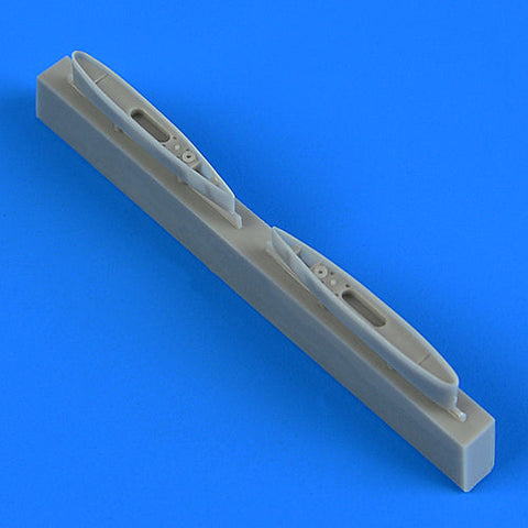 クイックブースト 72536 1/72 L-29 デルフィン パイロン(AMK用)