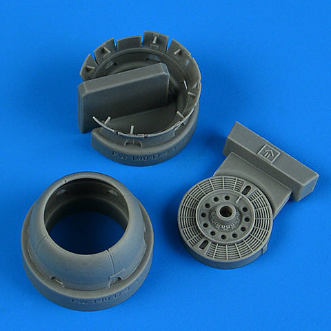 クイックブースト QB72-692 1/72 フォッケウルフ Fw190D-9 カウリング&冷却フラップ(開状態) (IBG用)