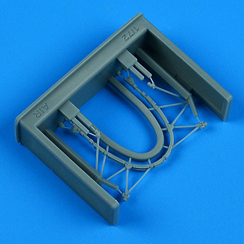 クイックブースト 72718 1/72 ウェストランド ウェセックス HC.2 folded ブレードホルダー (AIRFIX用)