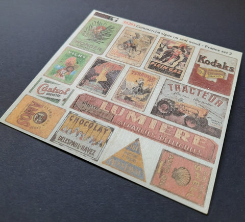 リアリティインスケール 35281 1/35 本物の木を使用した商業用サイン - フランス セット 2 - シート