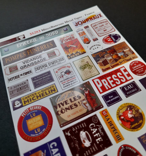 リアリティインスケール 35283 1/35 その他の金属製サイン - フランス - 特別なボーナス サインを含む特別なメタリックのボーナス サイン