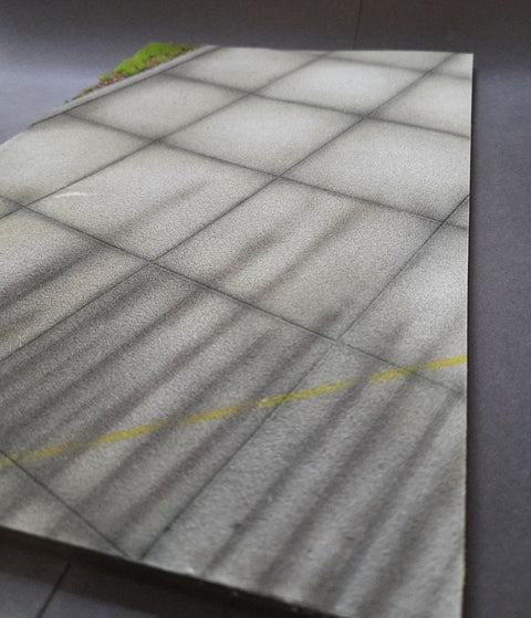 リアリティインスケール 35311 1/35 芝生のある1/48スケールの飛行場 - 21.5 x 33cm