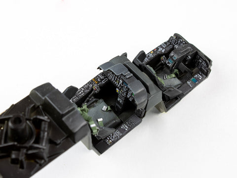 レッドフォックススタジオ RFSQS-32048 1/32 AH-64A アパッチ (レベル/モノグラム用)