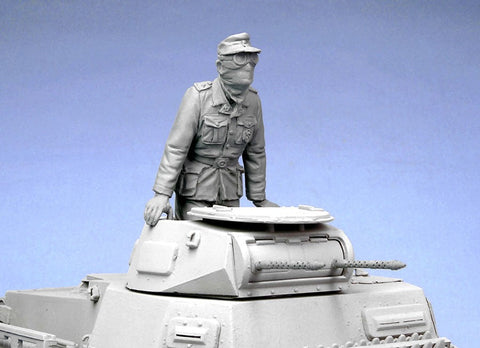 タンクモデル T-35041 1/35 ドイツ 戦車兵将校 アフリカ軍団 1941 3ヘッド