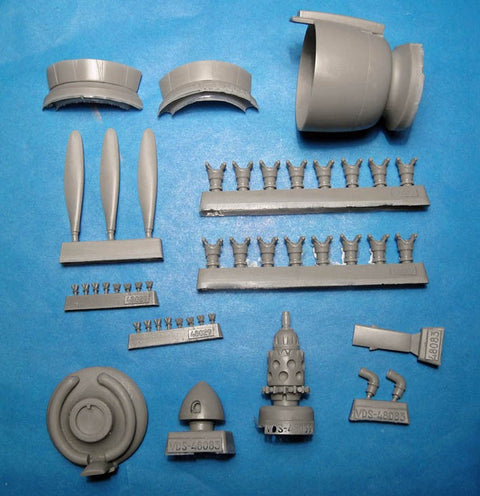 ベクター VDS48083 1/48 Re.2002 コレクテッド カウル & エンジン (イタレリ用)