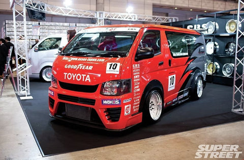 ZoomOn Z040 1/24 トヨタ ハイエース CRS 弐号機 パーツセット(アオシマ用)