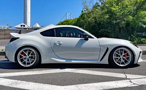 ZoomOn ZR156 1/24 20インチ BBS RI-A リムセット