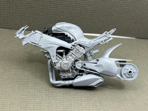 Zワークショップ Z01-006 1/12 2023ドゥカティ パニガーレ V4R フルトランスキット