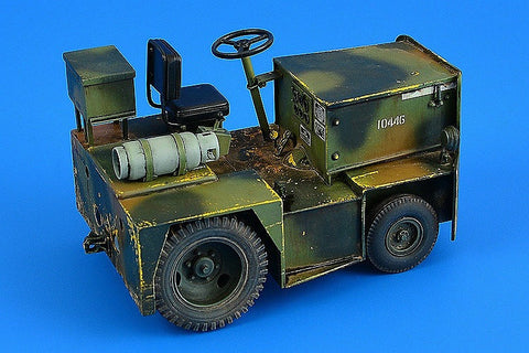 エアロボーナス 320108 1/32 ユナイテッド G-40C 牽引トラクター (LPG)