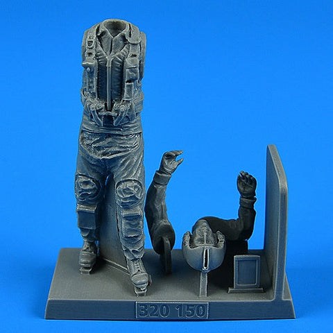 エアロボーナス 320150 1/32 アメリカ海軍 コンバット パイロット