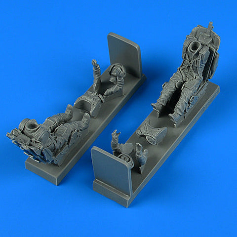 エアロボーナス 320160 1/32 ソビエト パイロット&トレーナーパイロット w/ イジェクションシート MiG-21 UM用(トランぺッター用)