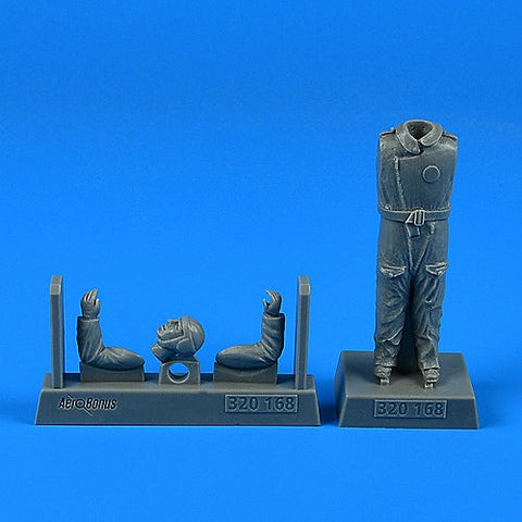 エアロボーナス 1/32 320168 イタリア WWII 戦闘機パイロット (汎用)