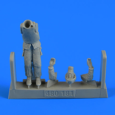 エアロボーナス 480181 1/48 BAEウォーリア用 機関銃手