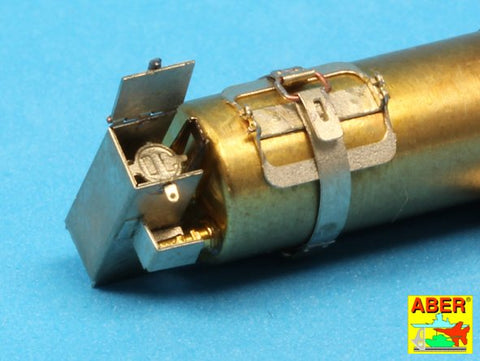 アベール 16027 1/16 ドイツ戦車・突撃砲びその他の車両用 消火器 ブラケット付