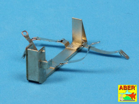 アベール 16027 1/16 ドイツ戦車・突撃砲びその他の車両用 消火器 ブラケット付