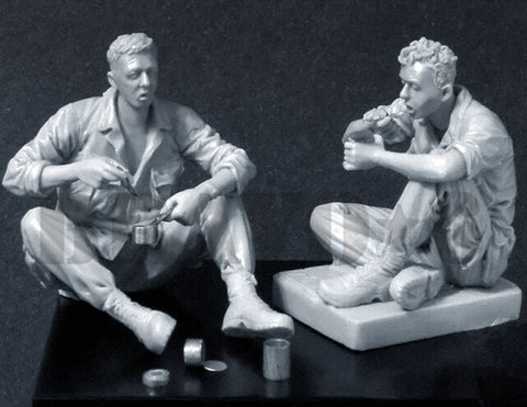 ブラボー6 35070 1/35 アメリカ兵士 ベトナム 食事中(2体セット)