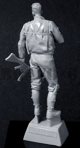 ブラボー6 35111 1/35 アメリカ戦車指揮官1944-45 Part.2 MP44付き