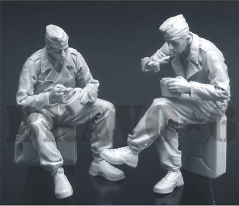 ブラボー6 35122 1/35 WWIIドイツ 食事中のドイツ戦車兵(2体セット)